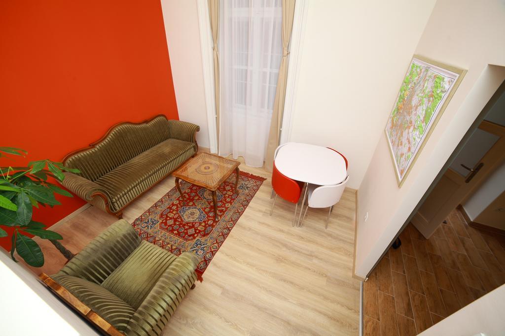 شقة Flat On Andrassy Avenue بودابست المظهر الخارجي الصورة